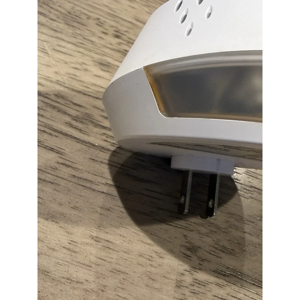 Pura 3 Smart Home Fragrance Diffuser Plug-In V3 820-00020